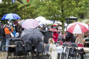 diamond jubilee ilkley 2012 4 sm.jpg